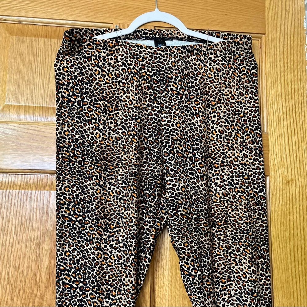 Leopard Print Women Legging. Runs on smaller 3xl